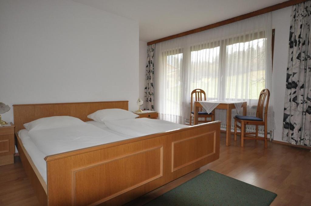 Gaestehaus Pension Edelweiss Kolsass Dış mekan fotoğraf